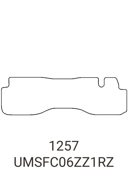 Mitsubishi Fuso Canter 2006+ Tailored Front Rubber Mat