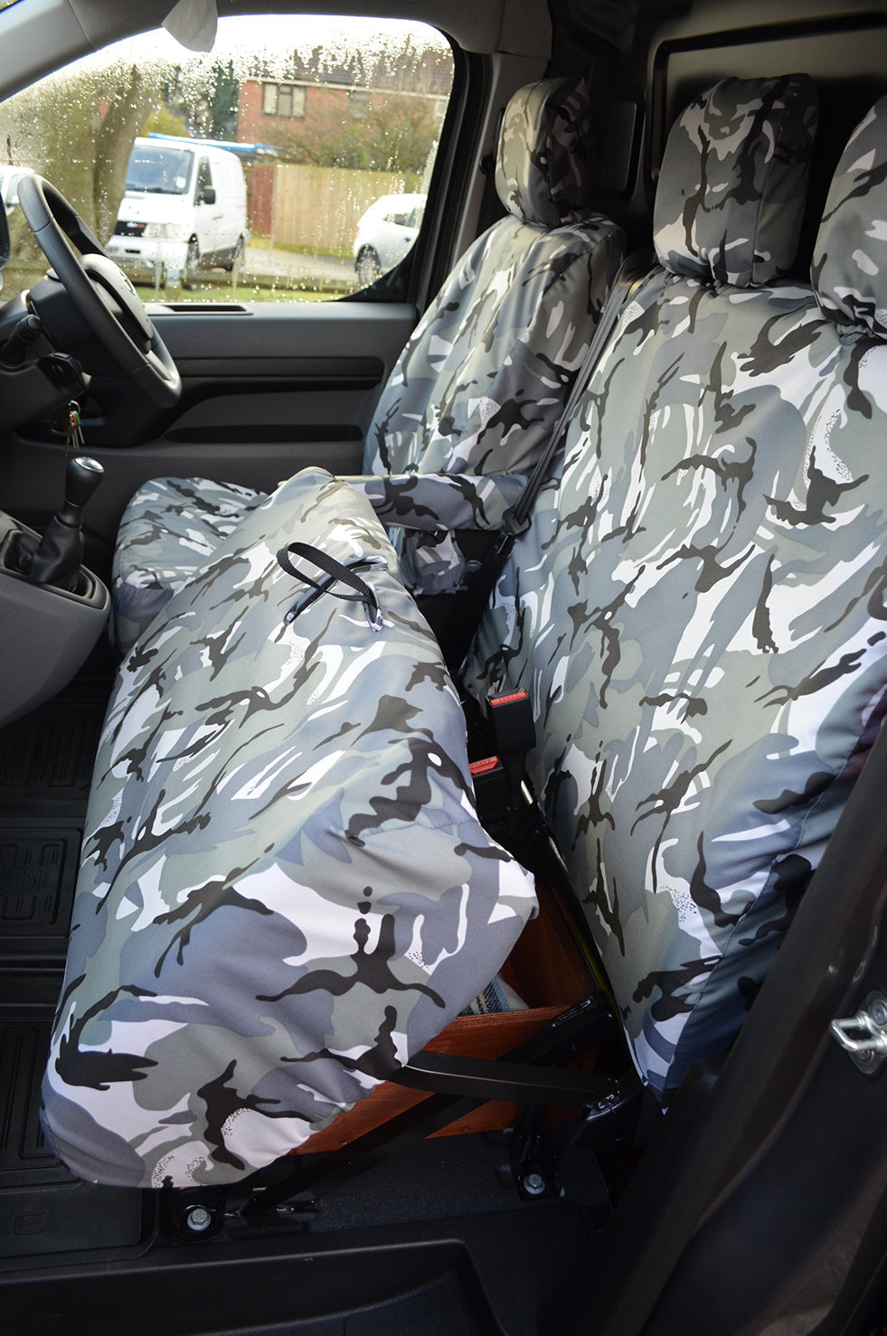 Vauxhall Vivaro-e 2020+ Crew Cab Tailored Seat Covers