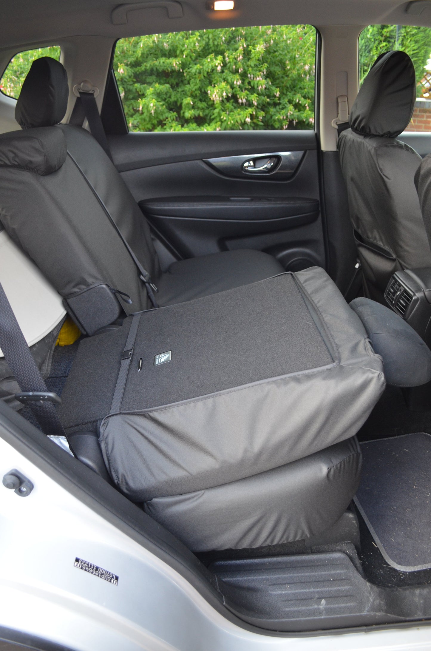 Dacia Duster 2018+ Tailored Waterproof Seat Covers