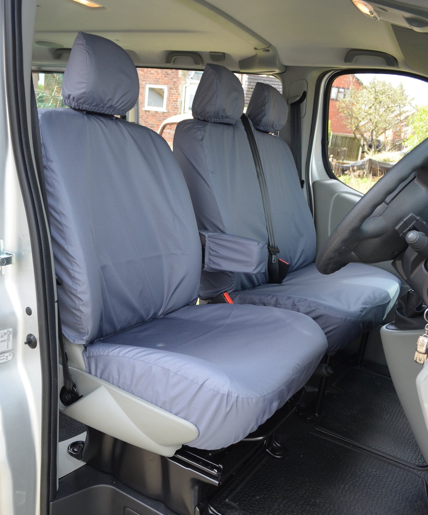 Renault Trafic 2006 - 2014 Tailored Front Seat Covers Grey / With Driver's Armrest Seat Covers 4 Vans Ltd