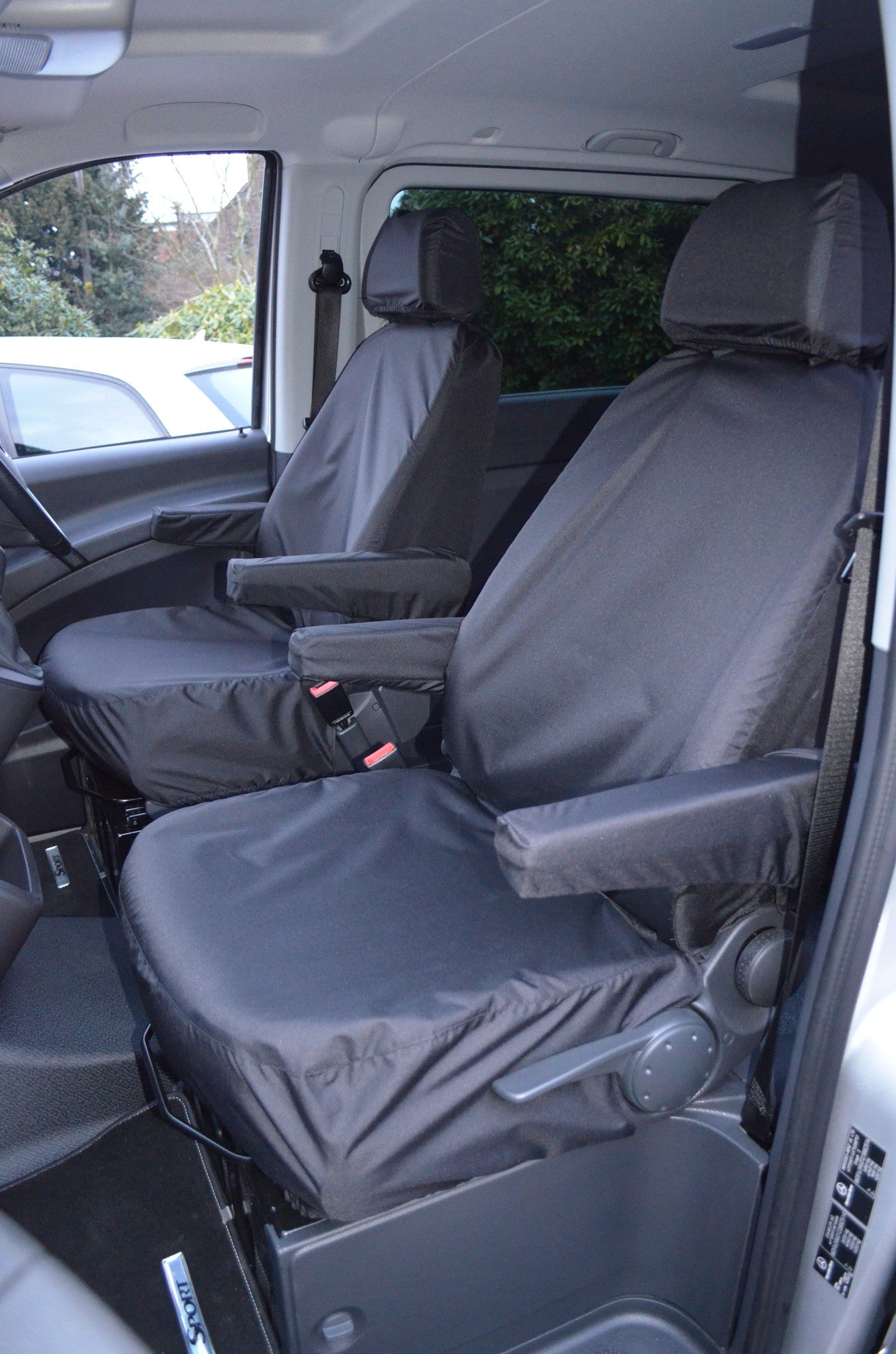 Mercedes-Benz Vito 2003-15 Tailored Front Seat Covers Front Pair With Armrests / Black Seat Covers 4 Vans Ltd