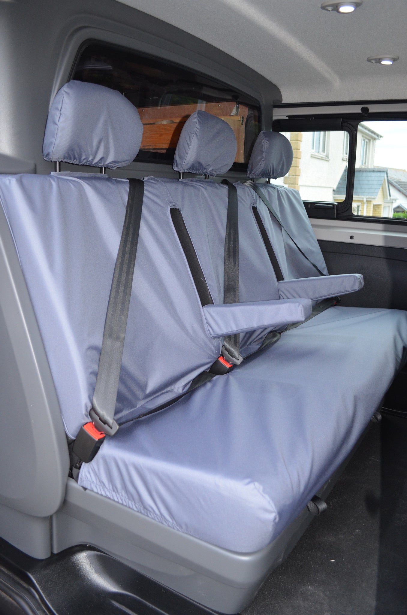 Nissan NV300 Acenta &amp; Tekna Crew Cab 2016+ Tailored Rear Seat Covers  Seat Covers 4 Vans Ltd