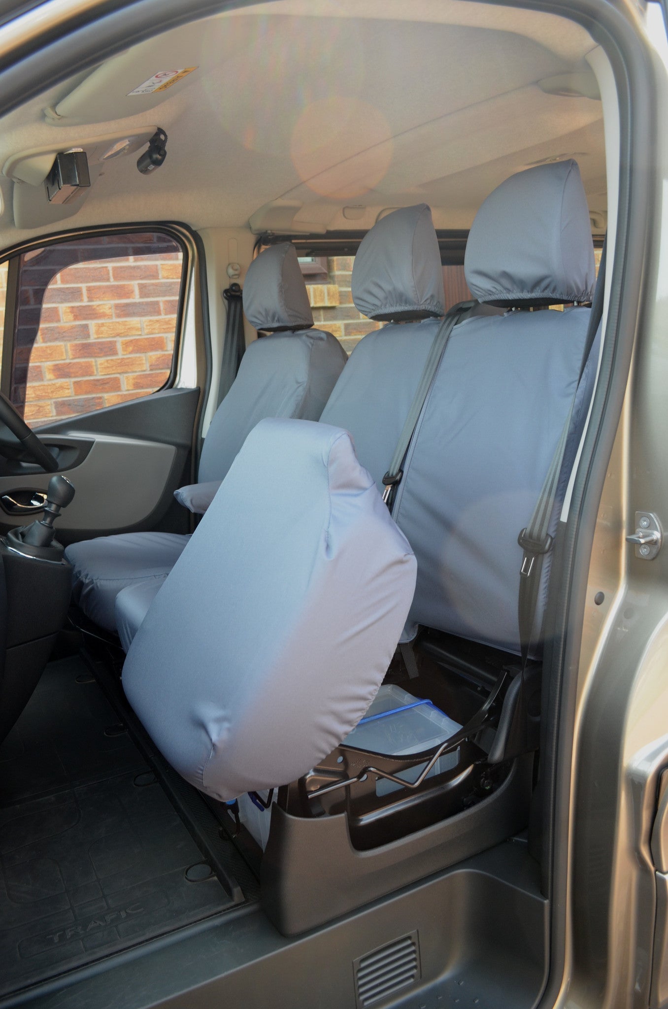 Renault Trafic Passenger 2014 Onwards 9-Seater Minibus Seat Covers Grey / Front 3 Seats (Underseat Storage) Seat Covers 4 Vans Ltd